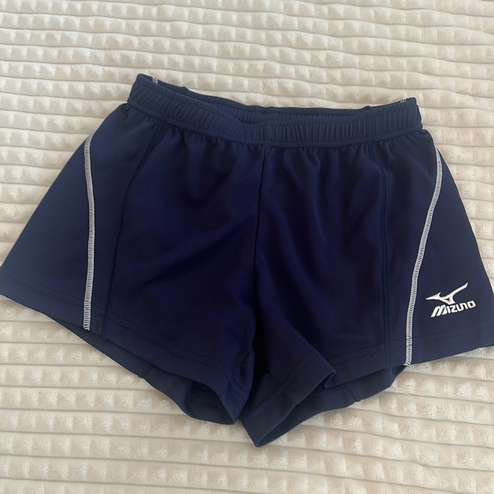 Athletic shorts